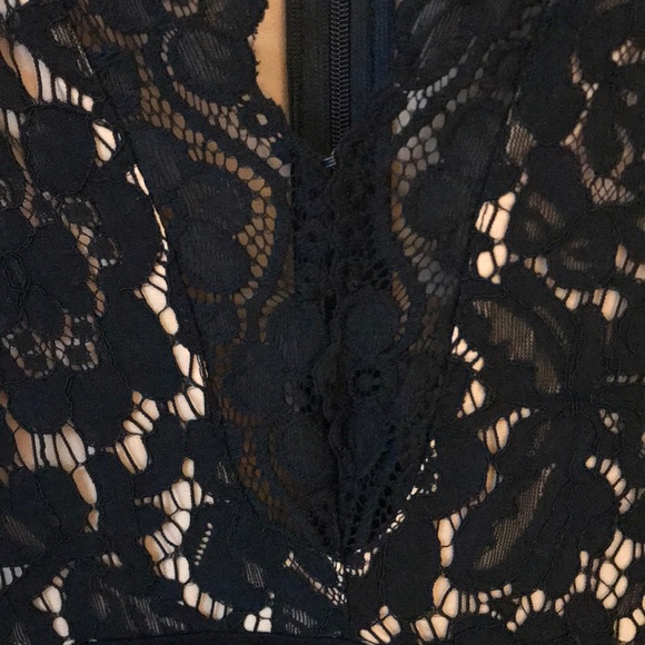 NWT LULUS LACE DRESS - Picture 8 of 8